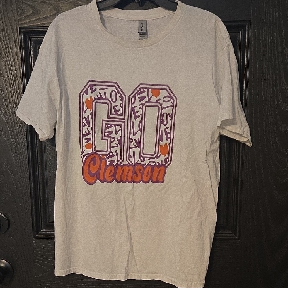Gildan Heavy Cotton T-Shirt in Cream